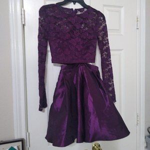 B. Darlin Girl Party Dress size 1/2 New